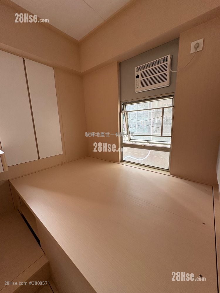 Fair Way Garden Rental 1 Bedroom , 1 Bathroom 200 ft²