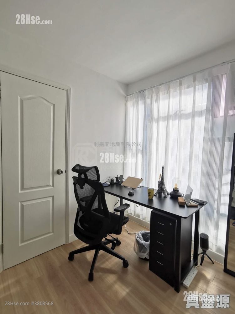 雅怡居 售盘 1 房 211 平方尺