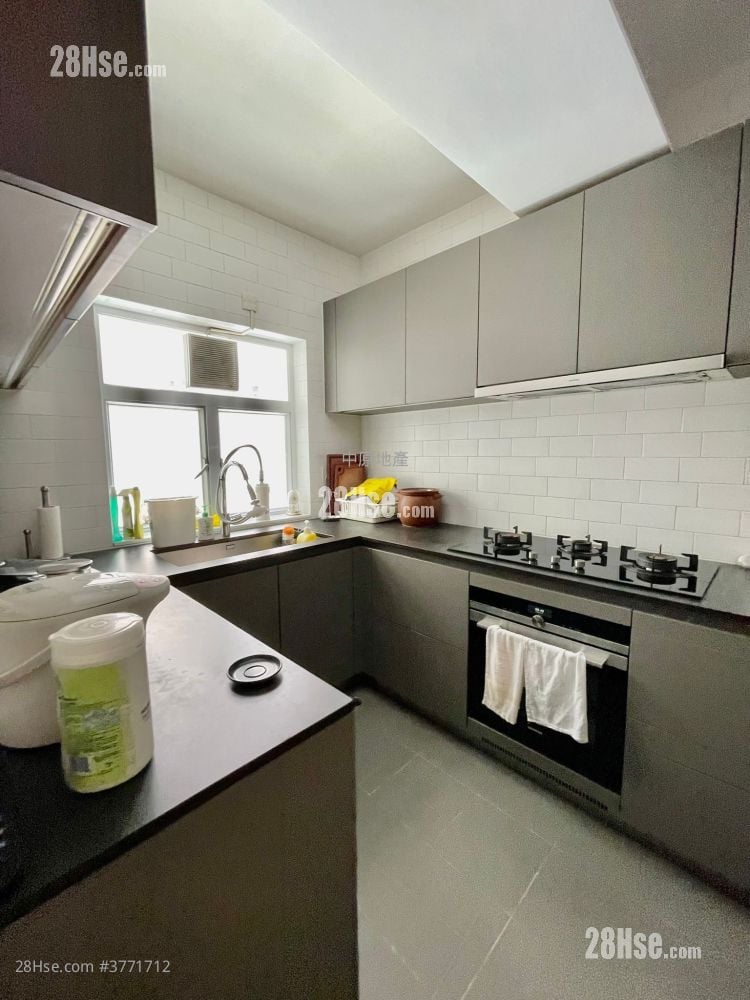 恒景园 售盘 4 房 , 3 浴室 1,580 平方尺