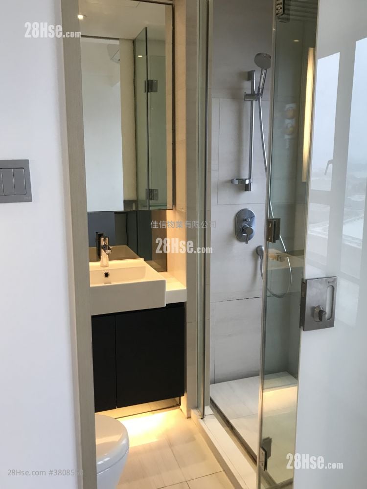 Apartment Rental Studio , 1 Bathroom 182 ft²