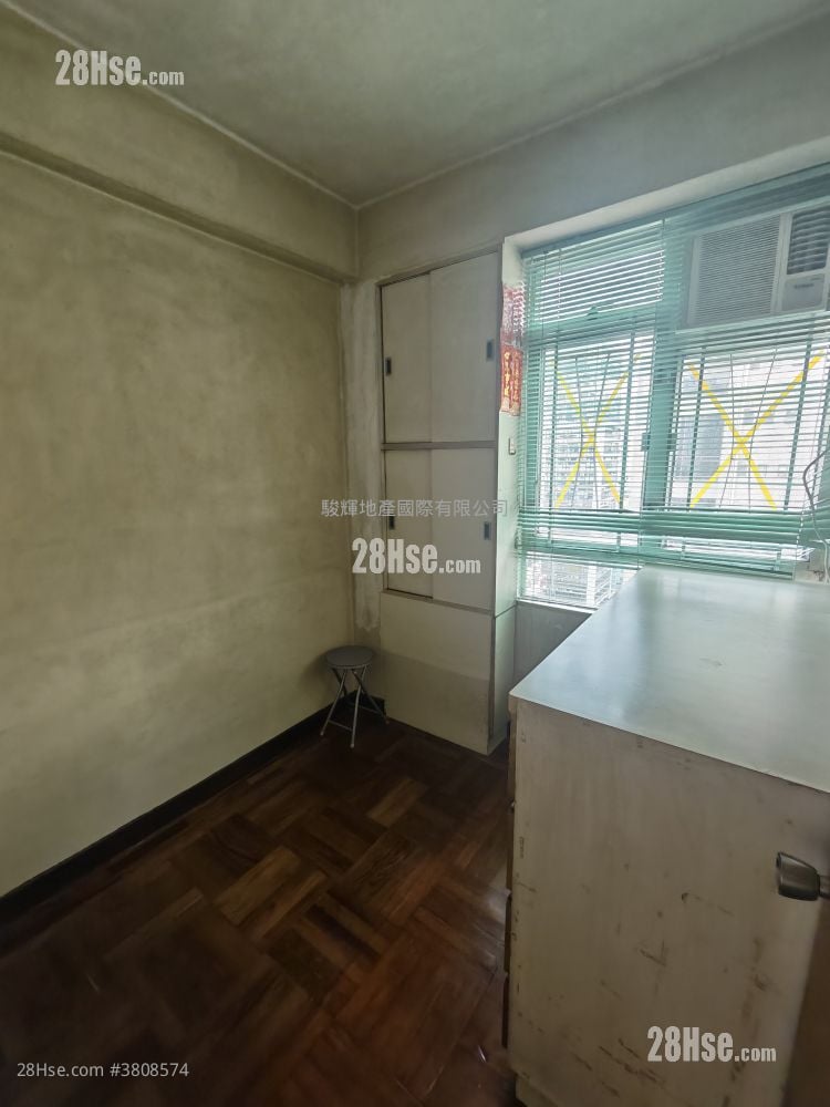 万新大厦 售盘 2 房 , 1 浴室 294 平方尺