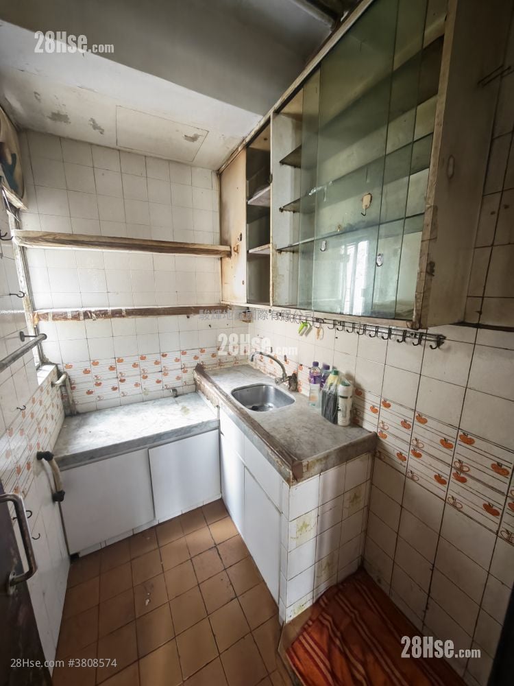 万新大厦 售盘 2 房 , 1 浴室 294 平方尺