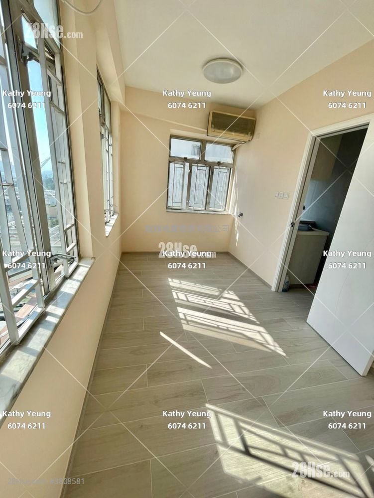 金堂大廈 租盤 1 房 , 1 浴室 320 平方呎