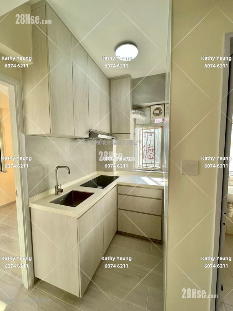 金堂大廈 租盤 1 房 , 1 浴室 320 平方呎