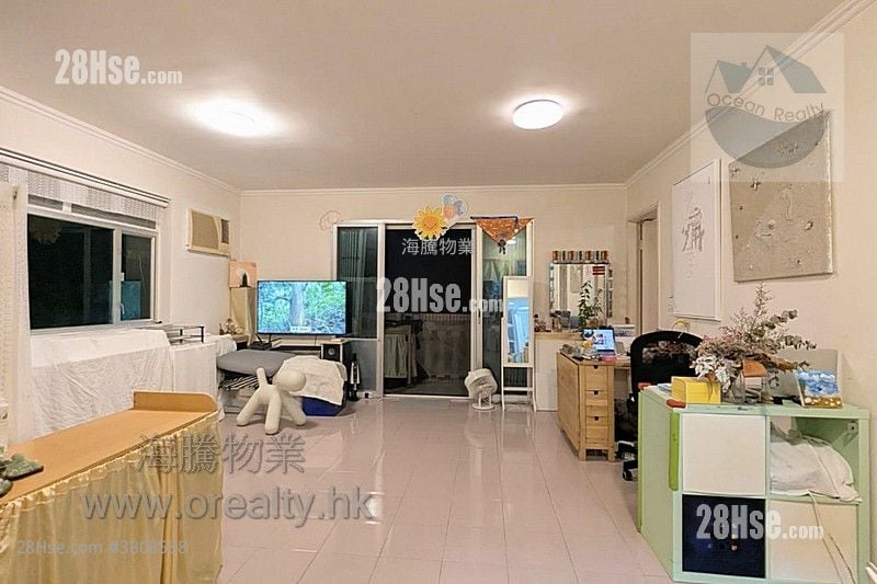 村屋 售盘 3 房 , 1 浴室 700 平方尺