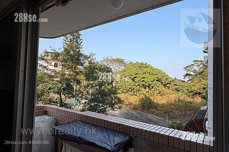 村屋 售盘 3 房 , 1 浴室 700 平方尺