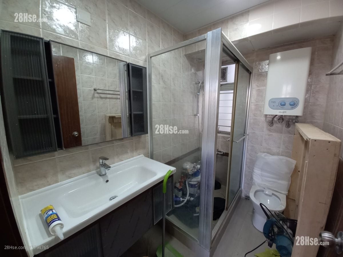 Laguna City Rental 2 Bedrooms , 1 Bathroom 522 ft²