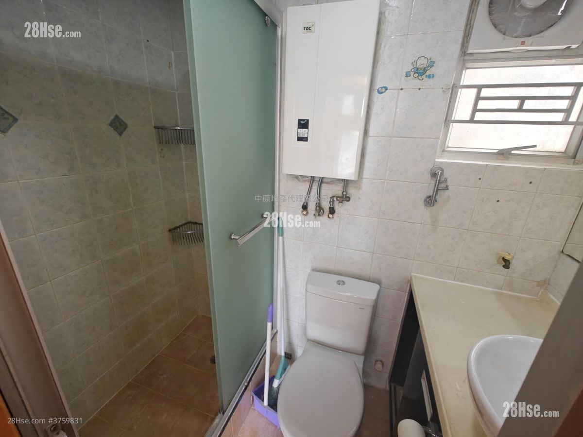 荃昌中心 售盘 2 房 , 1 浴室 368 平方尺