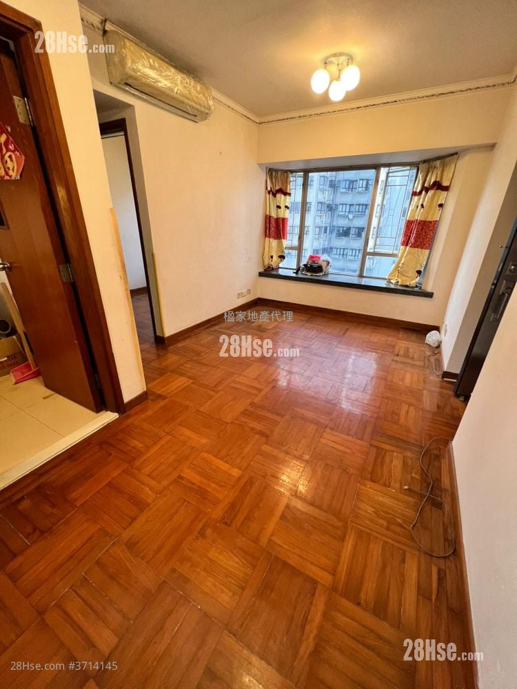 港辉豪庭 售盘 3 房 , 1 浴室 426 平方尺