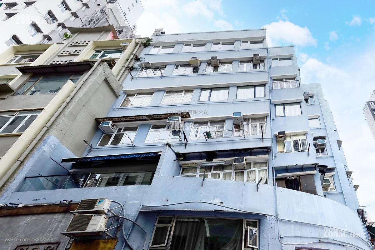 大廈外觀: 卑利街63-63A 租盤 2 房 , 1 浴室 396 平方呎