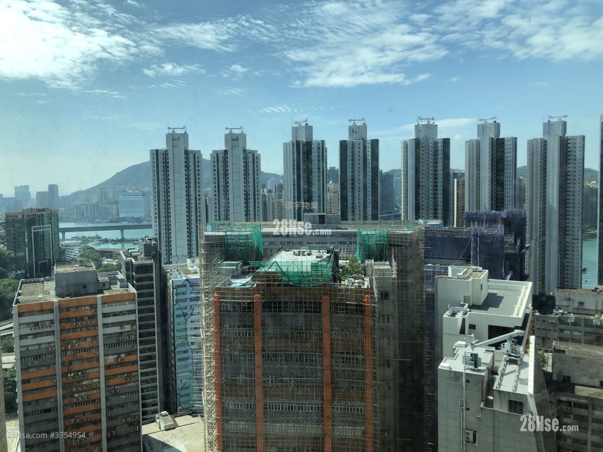 爵悦庭 售盘 4 房 , 2 浴室 716 平方尺