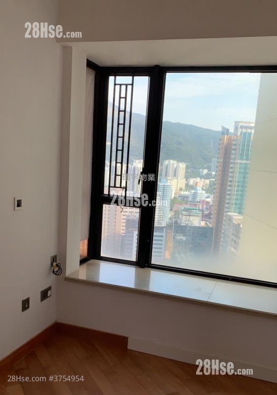 爵悦庭 售盘 4 房 , 2 浴室 716 平方尺