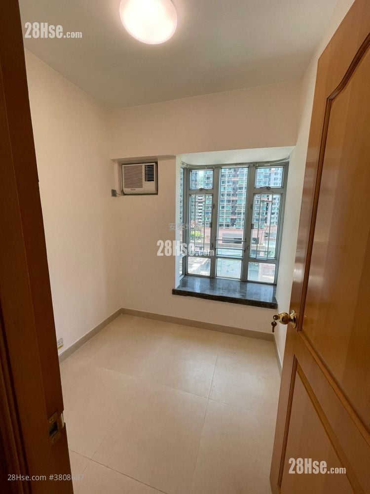 新都城 租盘 3 房 , 2 浴室 526 平方尺