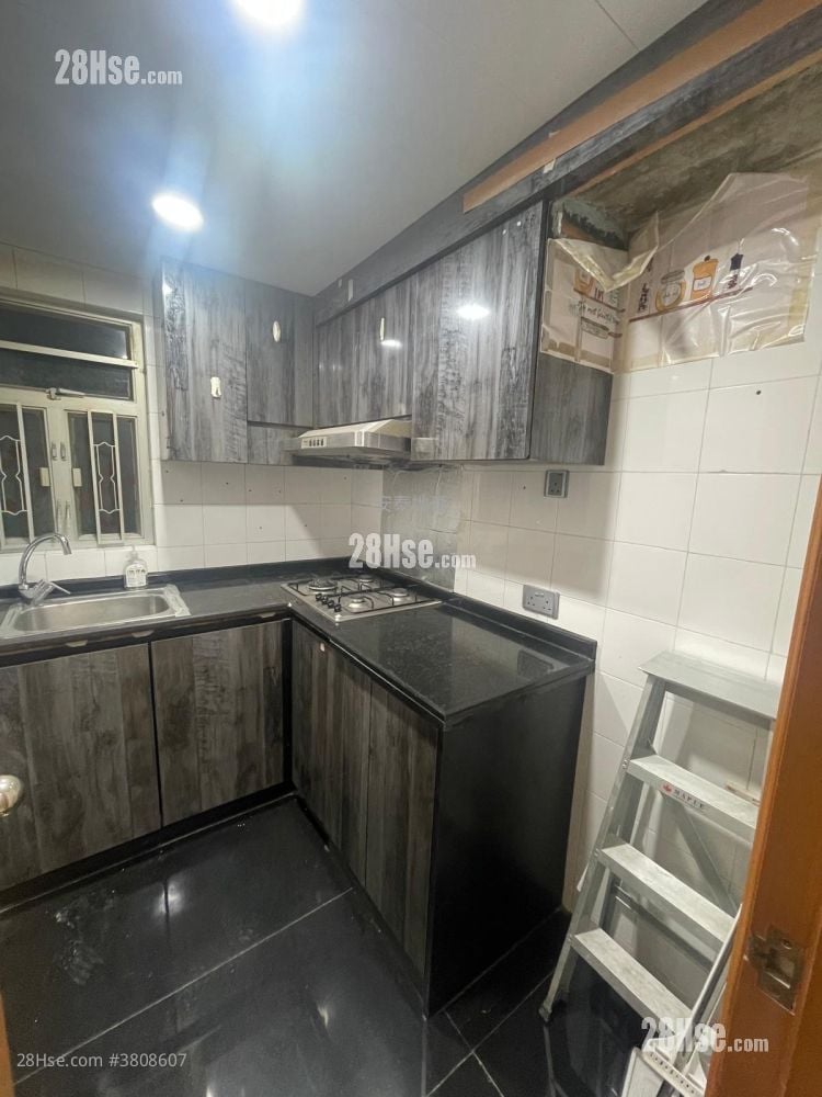 新都城 租盘 3 房 , 2 浴室 526 平方尺