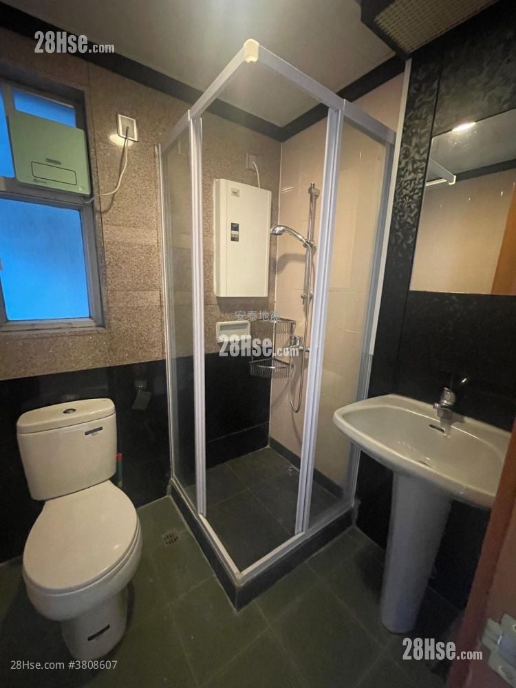 新都城 租盘 3 房 , 2 浴室 526 平方尺
