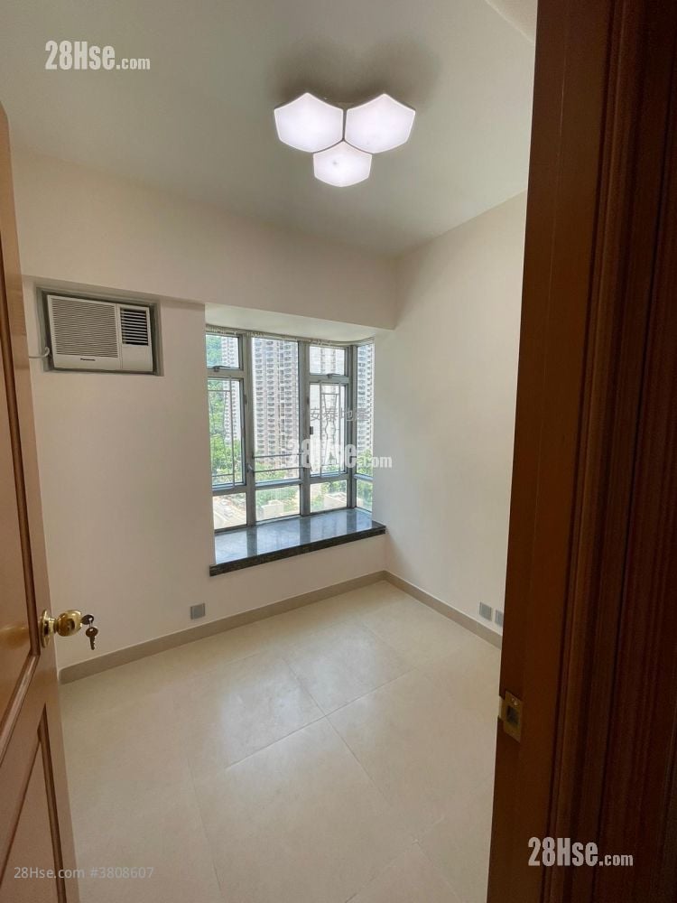 新都城 租盘 3 房 , 2 浴室 526 平方尺