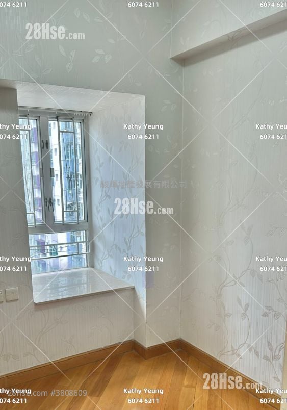 Foo Tat Building Rental 2 Bedrooms , 1 Bathroom 306 ft²