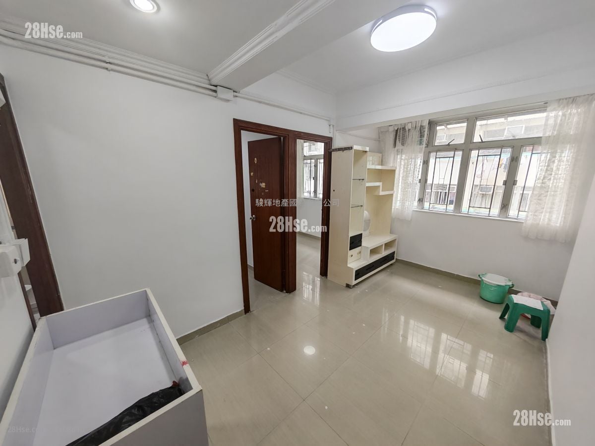 金冠楼 租盘 2 房 , 1 浴室 293 平方尺