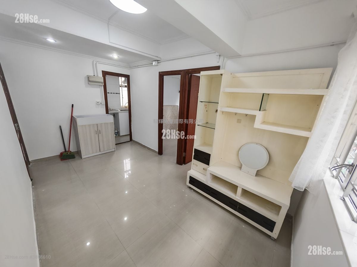 金冠楼 租盘 2 房 , 1 浴室 293 平方尺