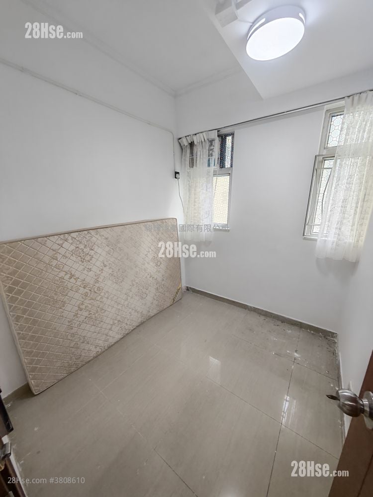 金冠楼 租盘 2 房 , 1 浴室 293 平方尺