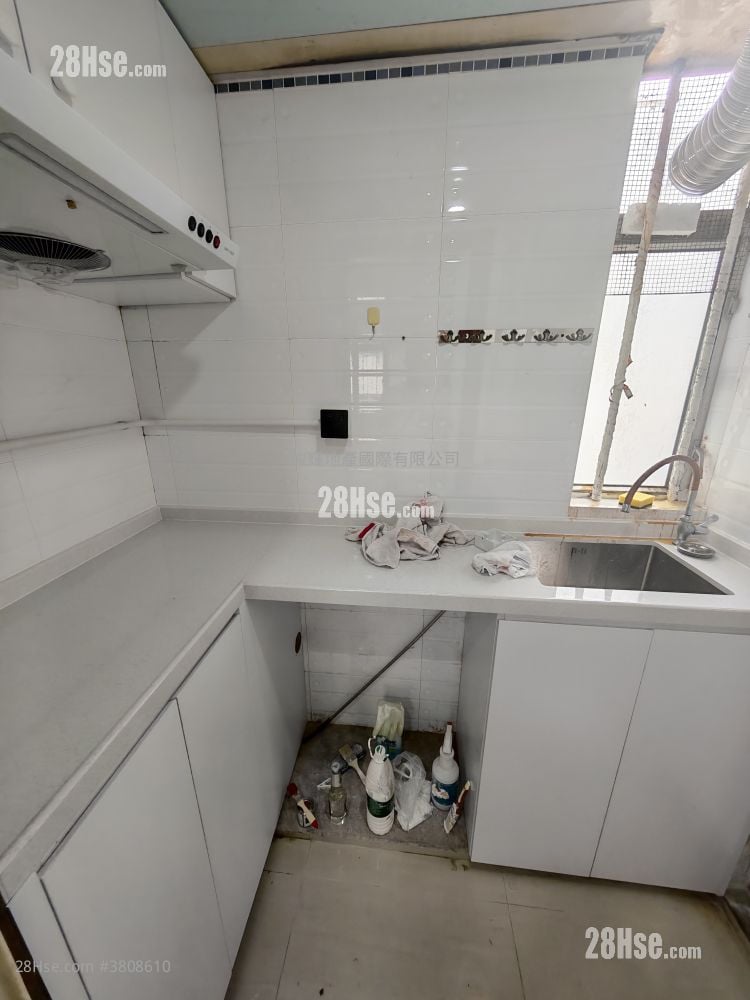 金冠楼 租盘 2 房 , 1 浴室 293 平方尺