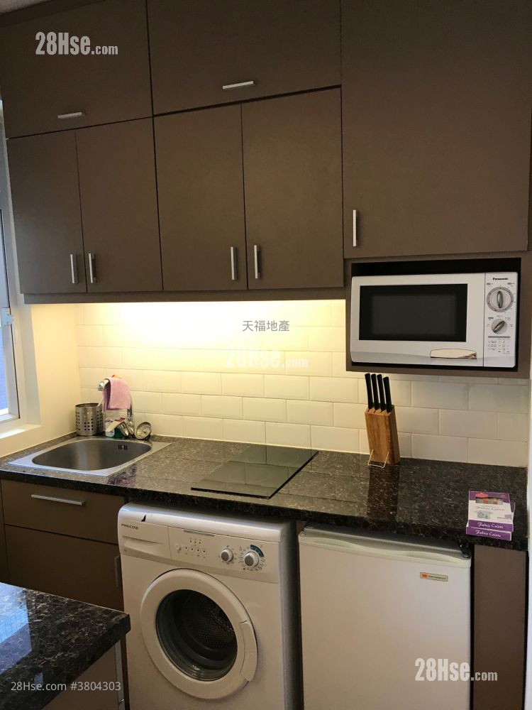 Hay Wah Building Rental 1 Bedroom , 1 Bathroom 336 ft²