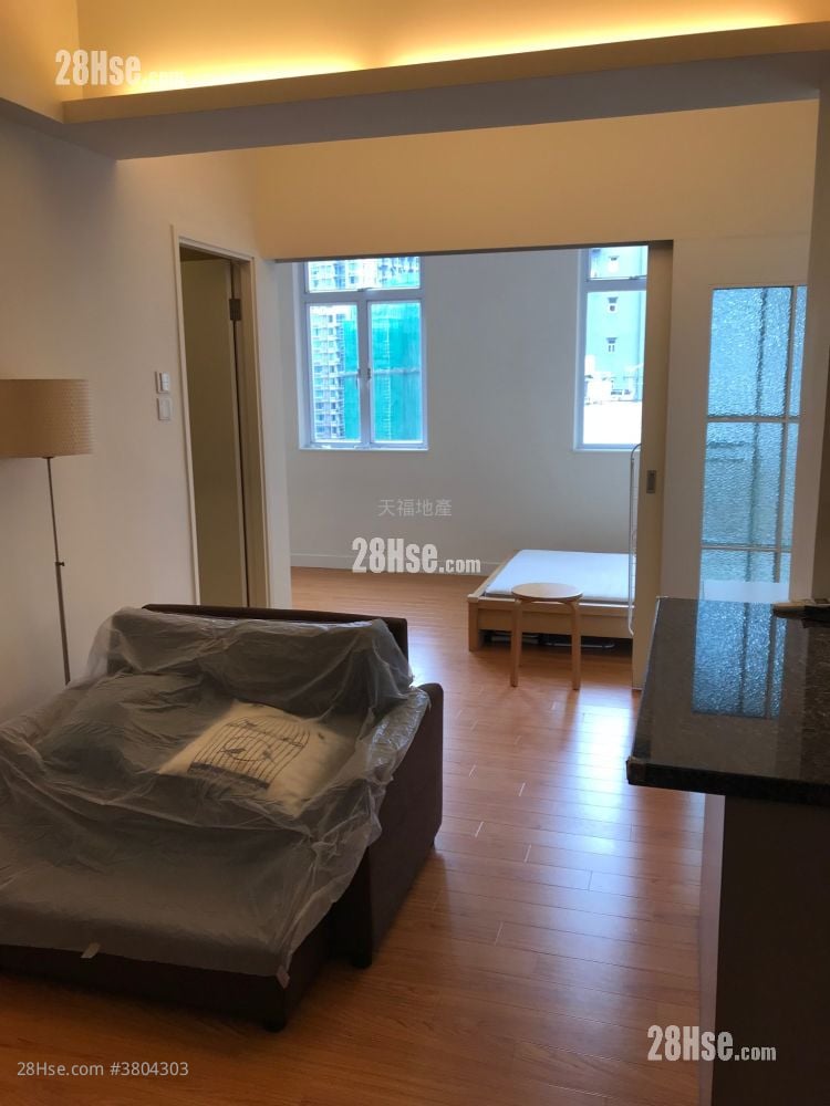 Hay Wah Building Rental 1 Bedroom , 1 Bathroom 336 ft²
