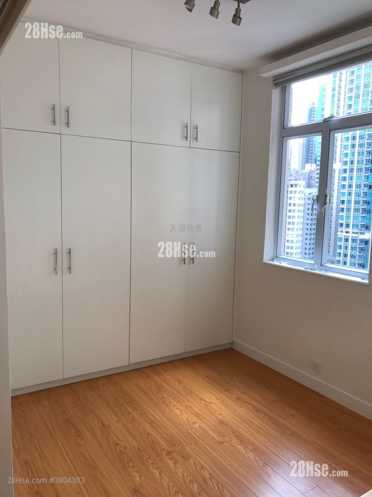 Hay Wah Building Rental 1 Bedroom , 1 Bathroom 336 ft²