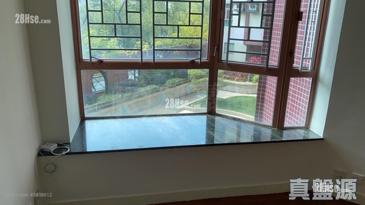 蔚翠花园 售盘 2 房 550 平方尺