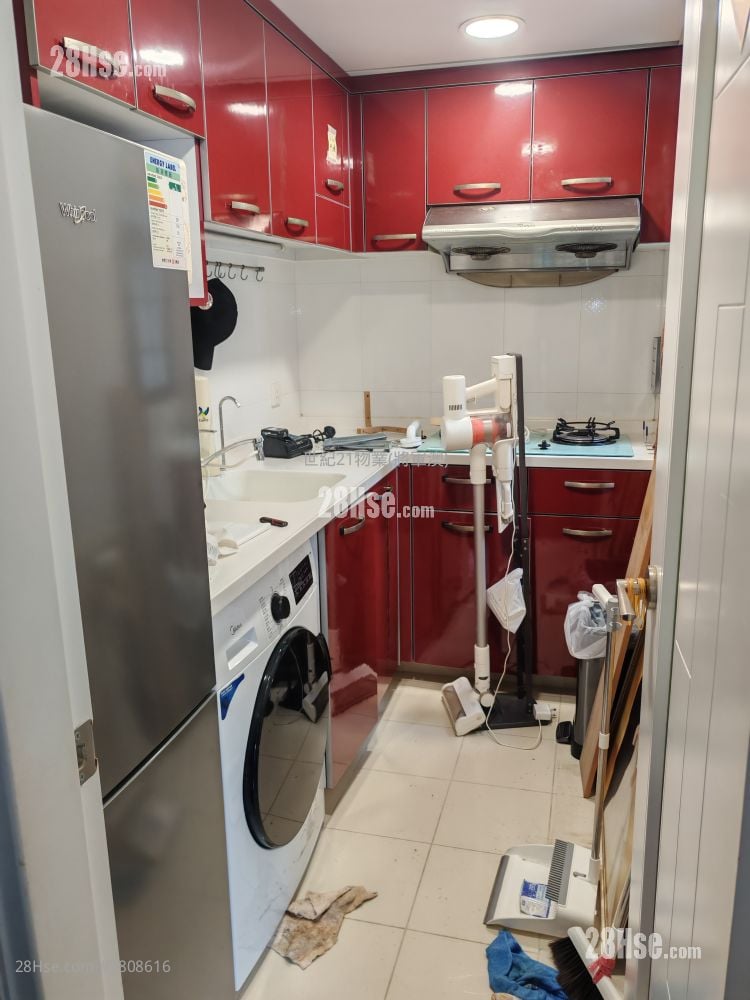 富丽花园 售盘 2 房 , 1 浴室 420 平方尺