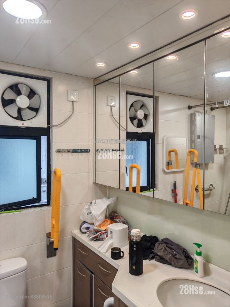 富丽花园 售盘 2 房 , 1 浴室 420 平方尺