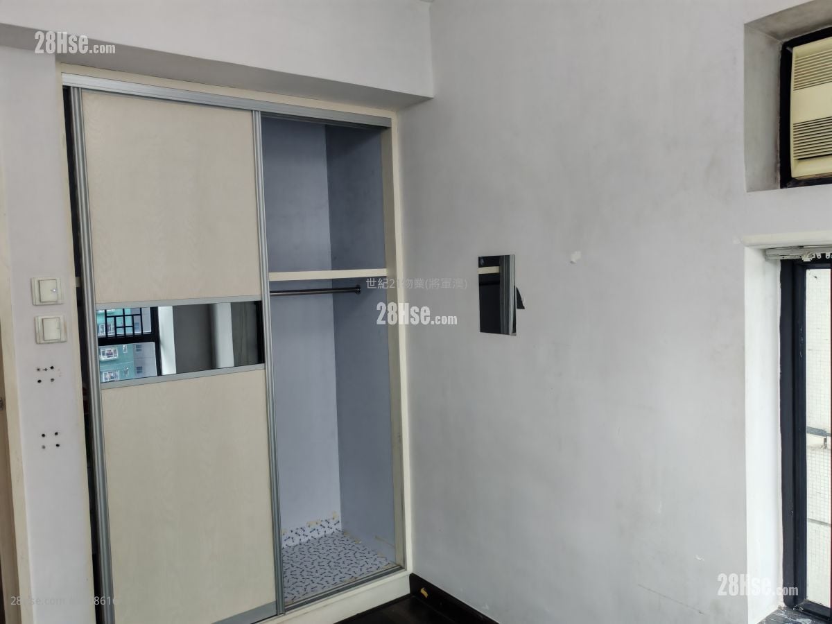 富丽花园 售盘 2 房 , 1 浴室 420 平方尺