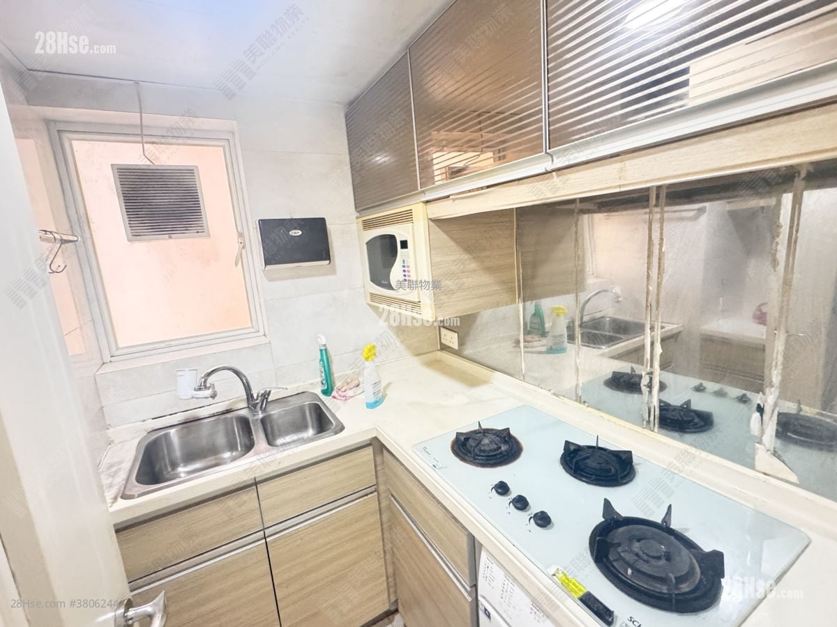 The Apex Sell 2 Bedrooms , 1 Bathroom 473 ft²