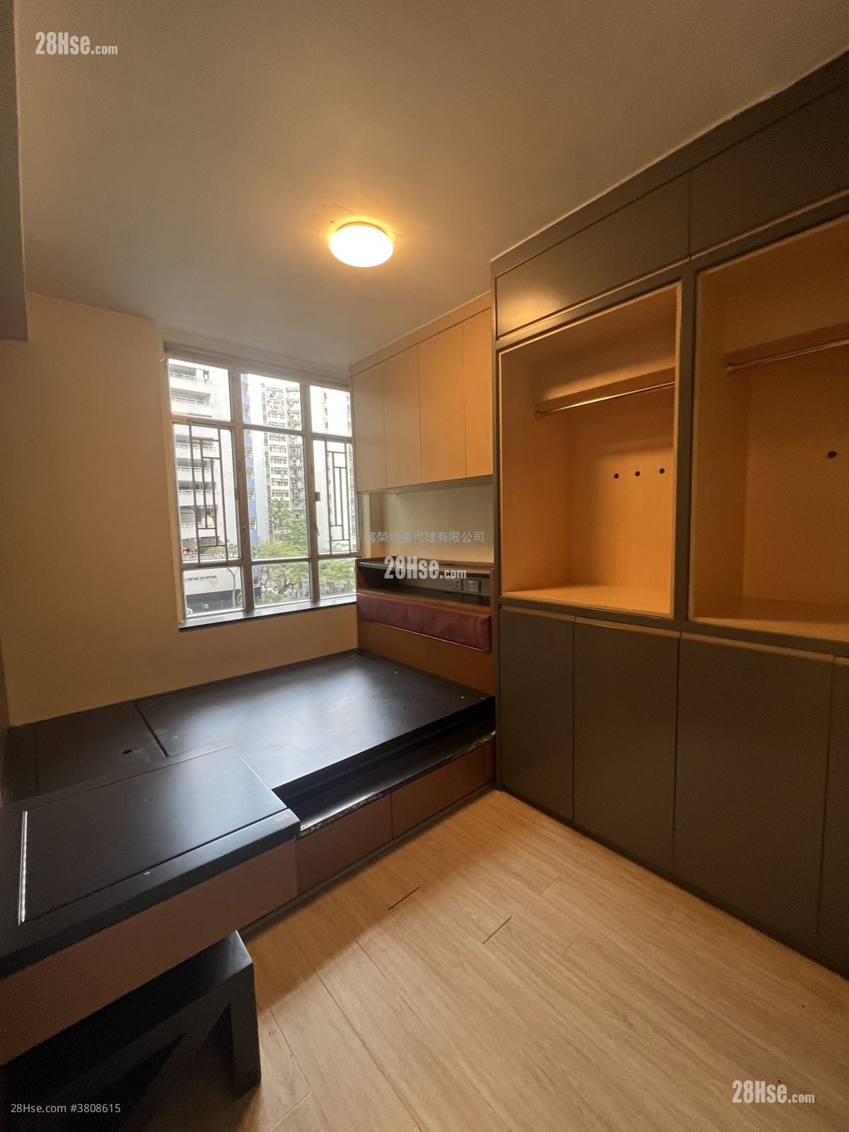 Whampoa Garden Rental 4 Bedrooms , 2 Bathrooms 681 ft²