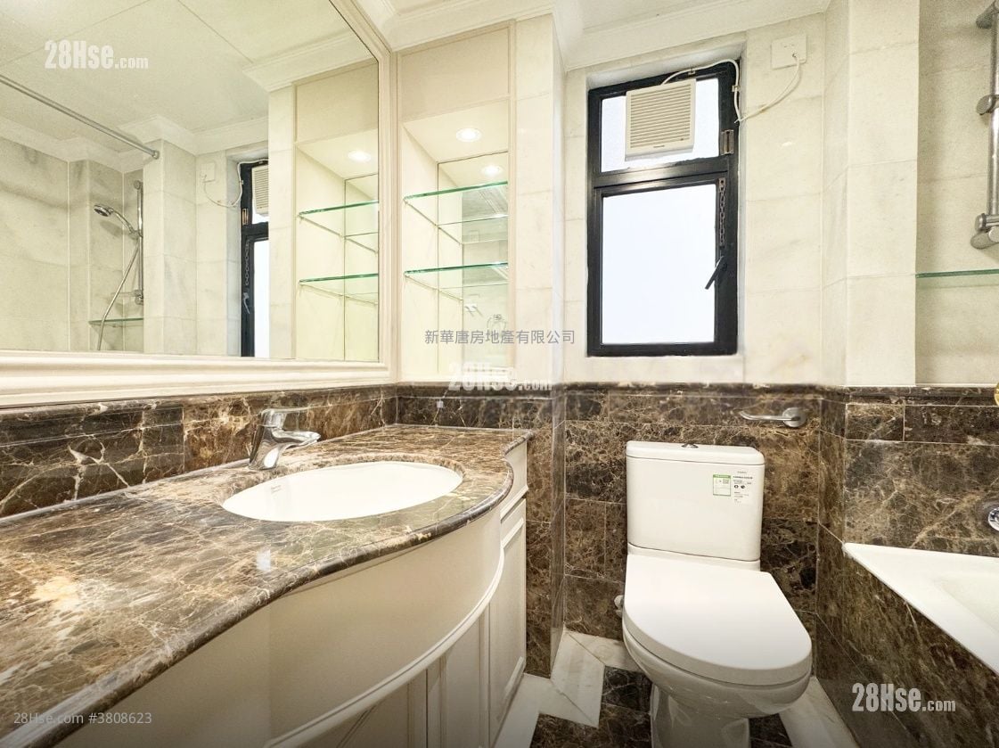 愛富華庭 租盤 3 房 , 2 浴室 830 平方呎