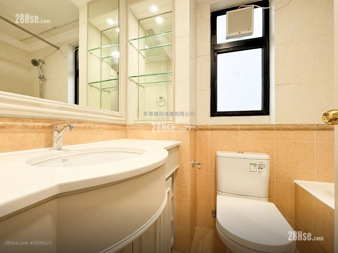 愛富華庭 租盤 3 房 , 2 浴室 830 平方呎