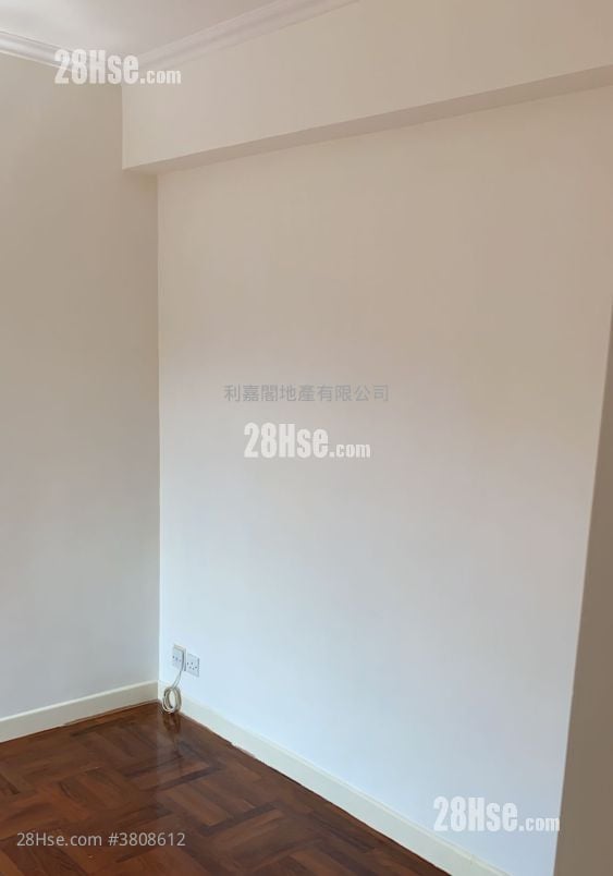 蔚翠花园 售盘 2 房 550 平方尺