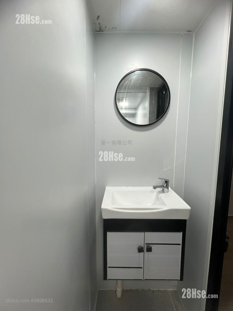 Yen Dack Building Rental 1 Bedroom , 1 Bathroom 160 ft²