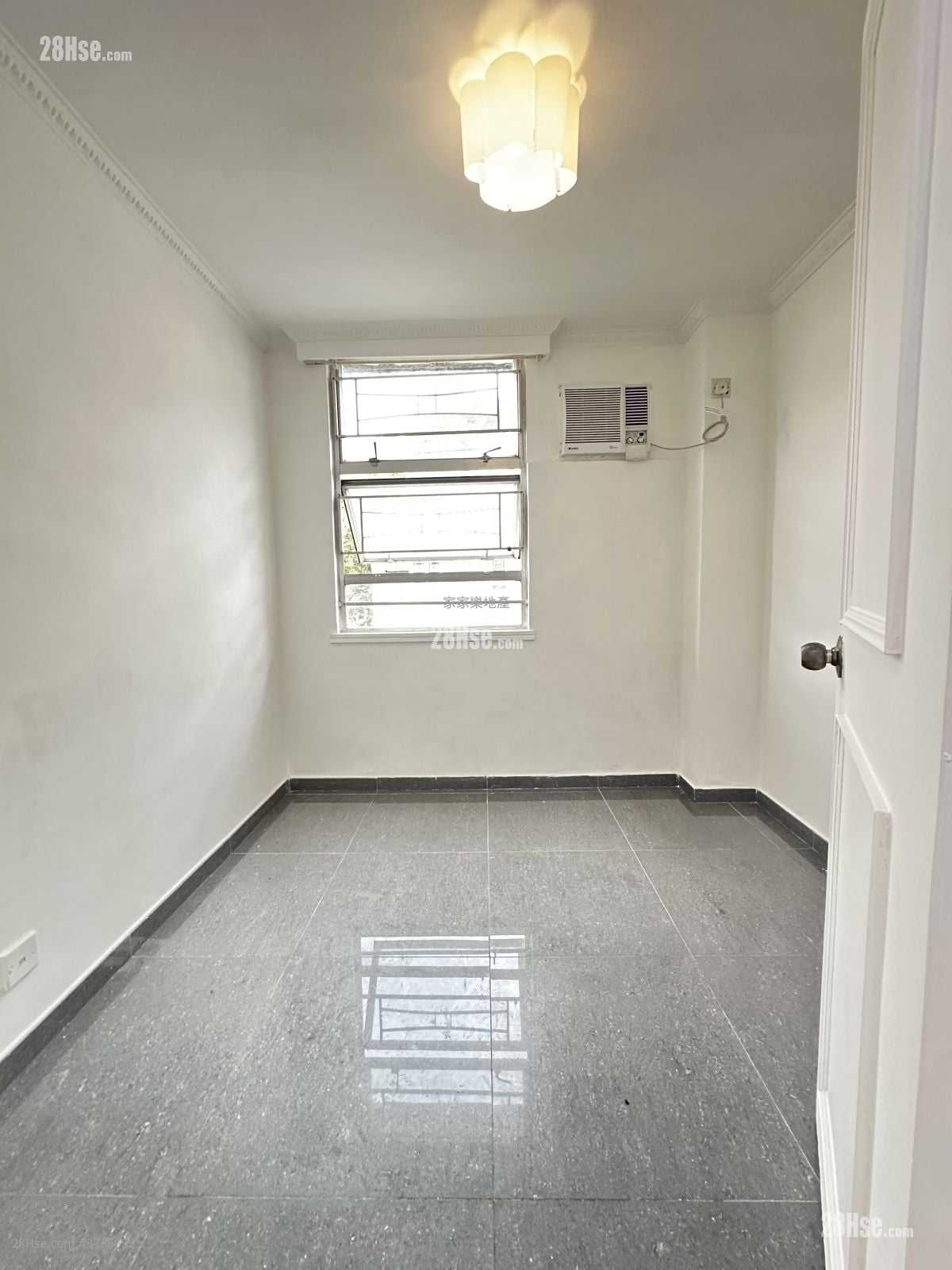 Good View New Village Rental 1 Bedroom 350 ft²