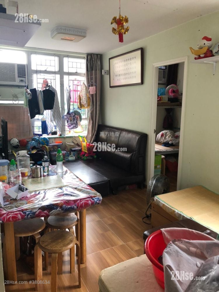 Mei Ying Court Sell 2 Bedrooms , 1 Bathroom 451 ft²