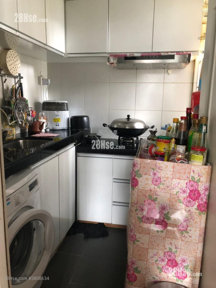 Mei Ying Court Sell 2 Bedrooms , 1 Bathroom 451 ft²