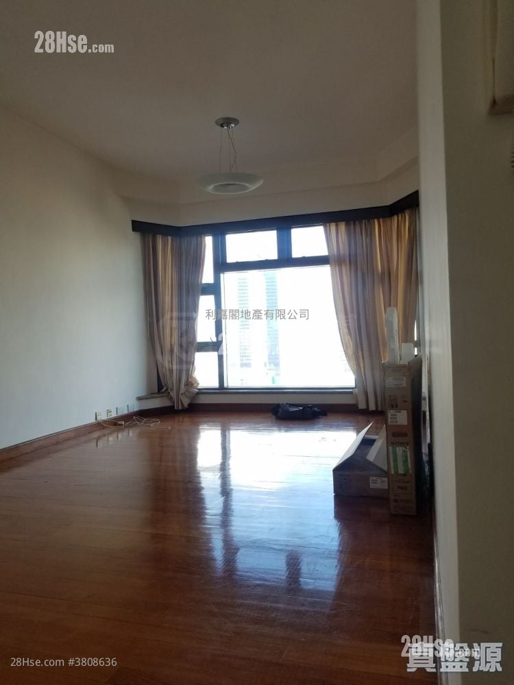 辉煌豪园 售盘 3 房 , 2 浴室 867 平方尺