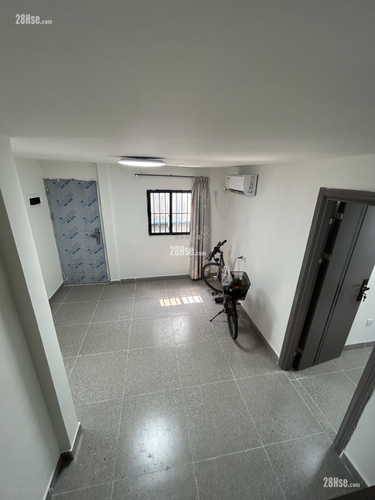 Village Rental 3 Bedrooms , 1 Bathroom 550 ft²