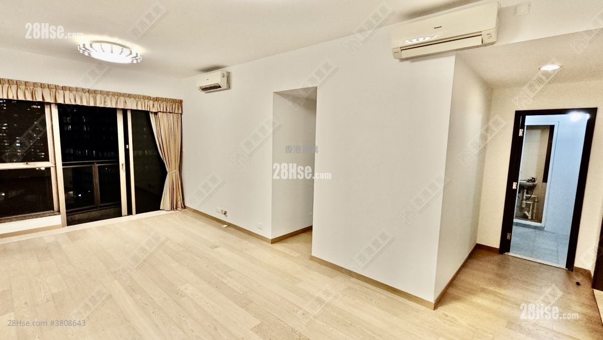 The Austin Rental 3 Bedrooms , 3 Bathrooms 966 ft²