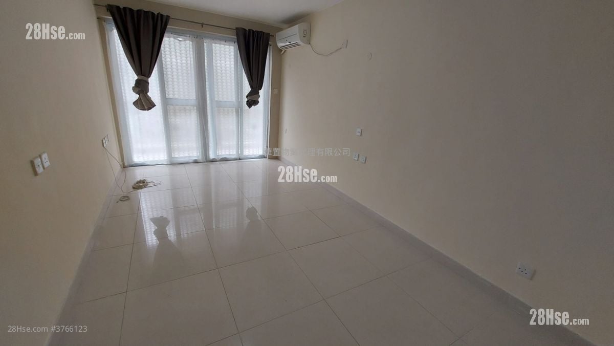 Village House Sell 4 Bedrooms , 3 Bathrooms