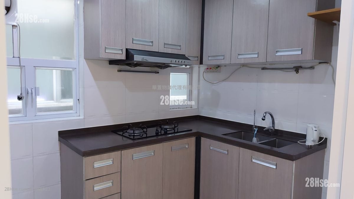 Village House Sell 4 Bedrooms , 3 Bathrooms