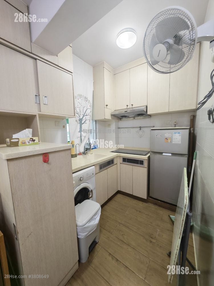 广荣大厦 售盘 2 房 , 1 浴室 283 平方尺