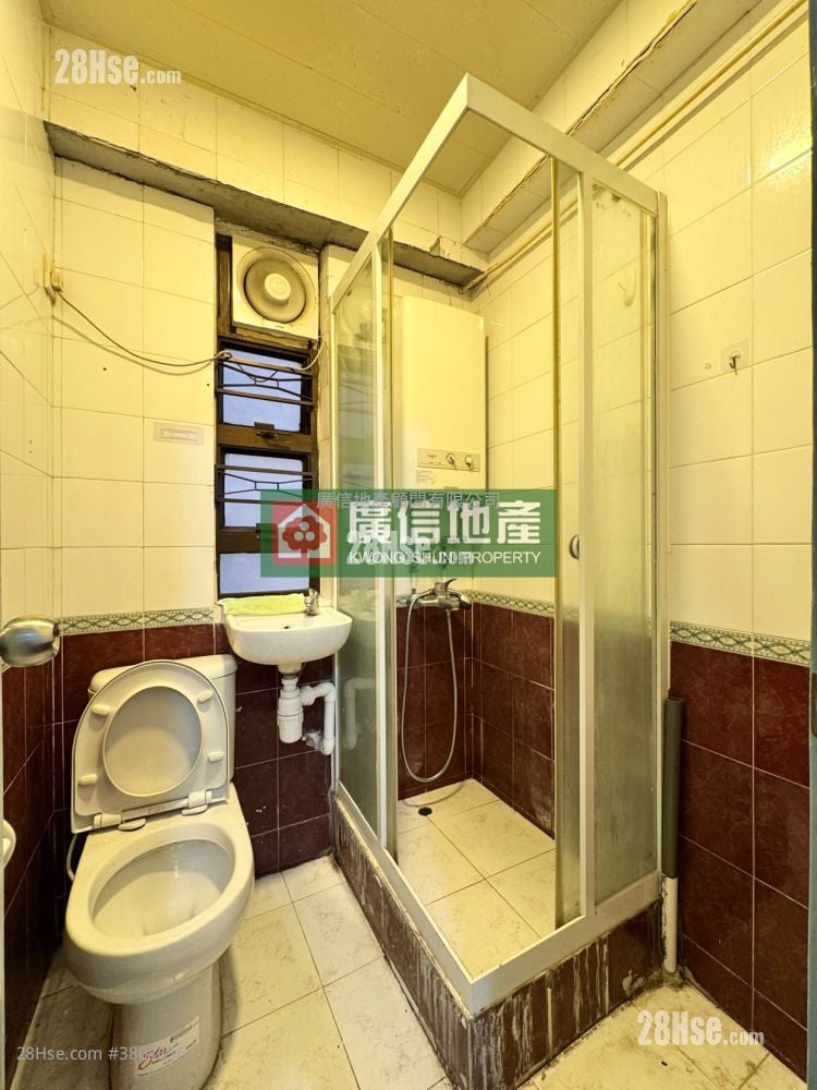 Hoover Mansion Sell 2 Bedrooms , 1 Bathroom 321 ft²