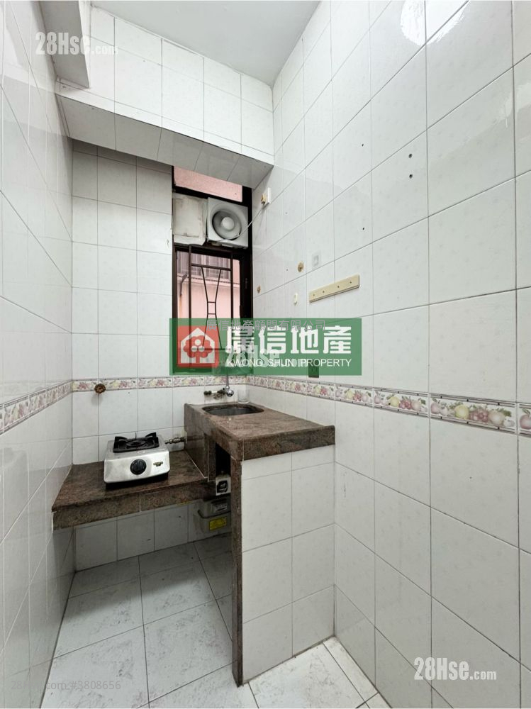 Hoover Mansion Sell 2 Bedrooms , 1 Bathroom 321 ft²