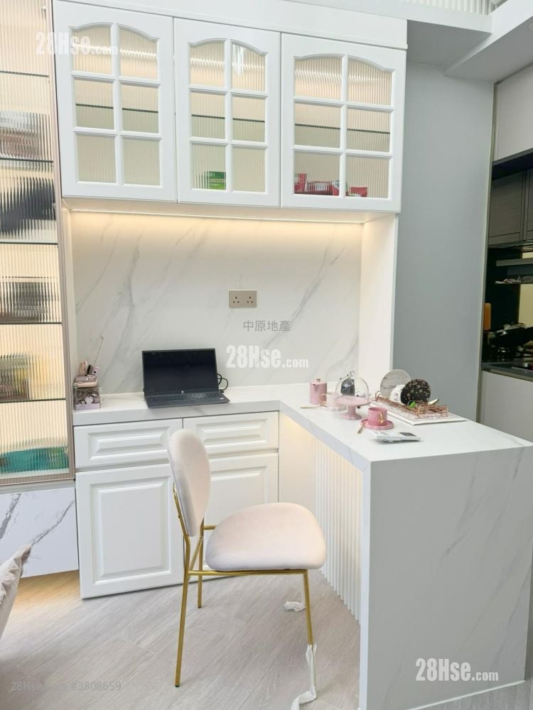 The Royale Sell 1 Bedroom , 1 Bathroom 344 ft²